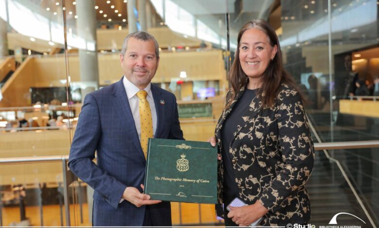 سكرتير عام المنظمة البحرية الدولية يزور مكتبة الإسكندرية 1 IMG 20250122 WA0030