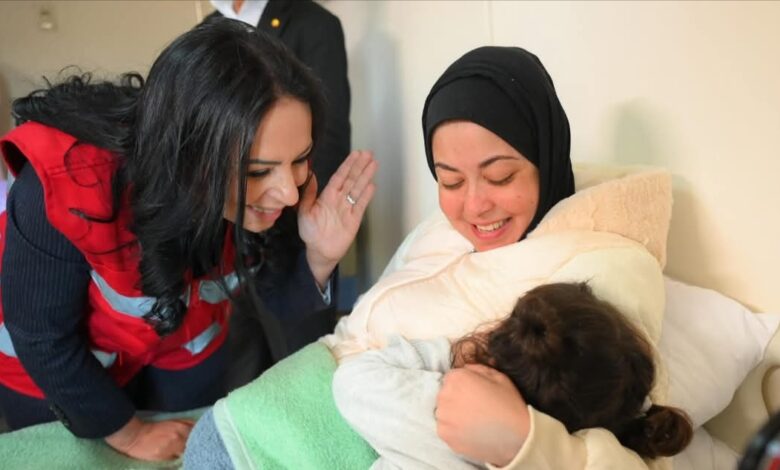 نائب رئيس مجلس الوزراء ووزير الصحة ووزيرة التضامن الإجتماعي يتفقدان مستشفى العريش العام للإطمئنان على حالة مصابي قطاع غزة 1 FB IMG 1739633362424 edit 308315171833895