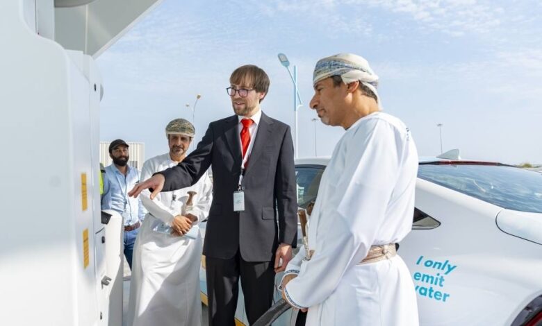 سلطنة عمان تطلق أول محطة للهيدروجين الأخضر للتنقل 1 IMG 20250225 WA0058