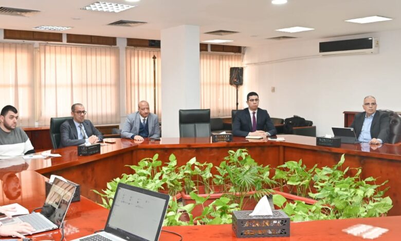 سويلم يستعرض أنشطة مركز تنمية الموارد المائية بقطاع شئون مياه النيل 1 IMG 20250310 WA0010