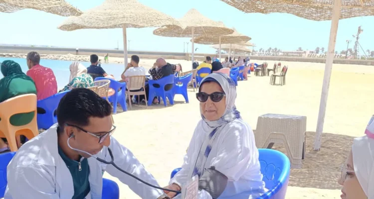 إنتشار فرق طبية بالأماكن الساحلية والسياحية والمناطق الأكثر إرتيادًا طوال فترة الإحتفال بعيد الأضحى المبارك 1 FB IMG 1749457414520