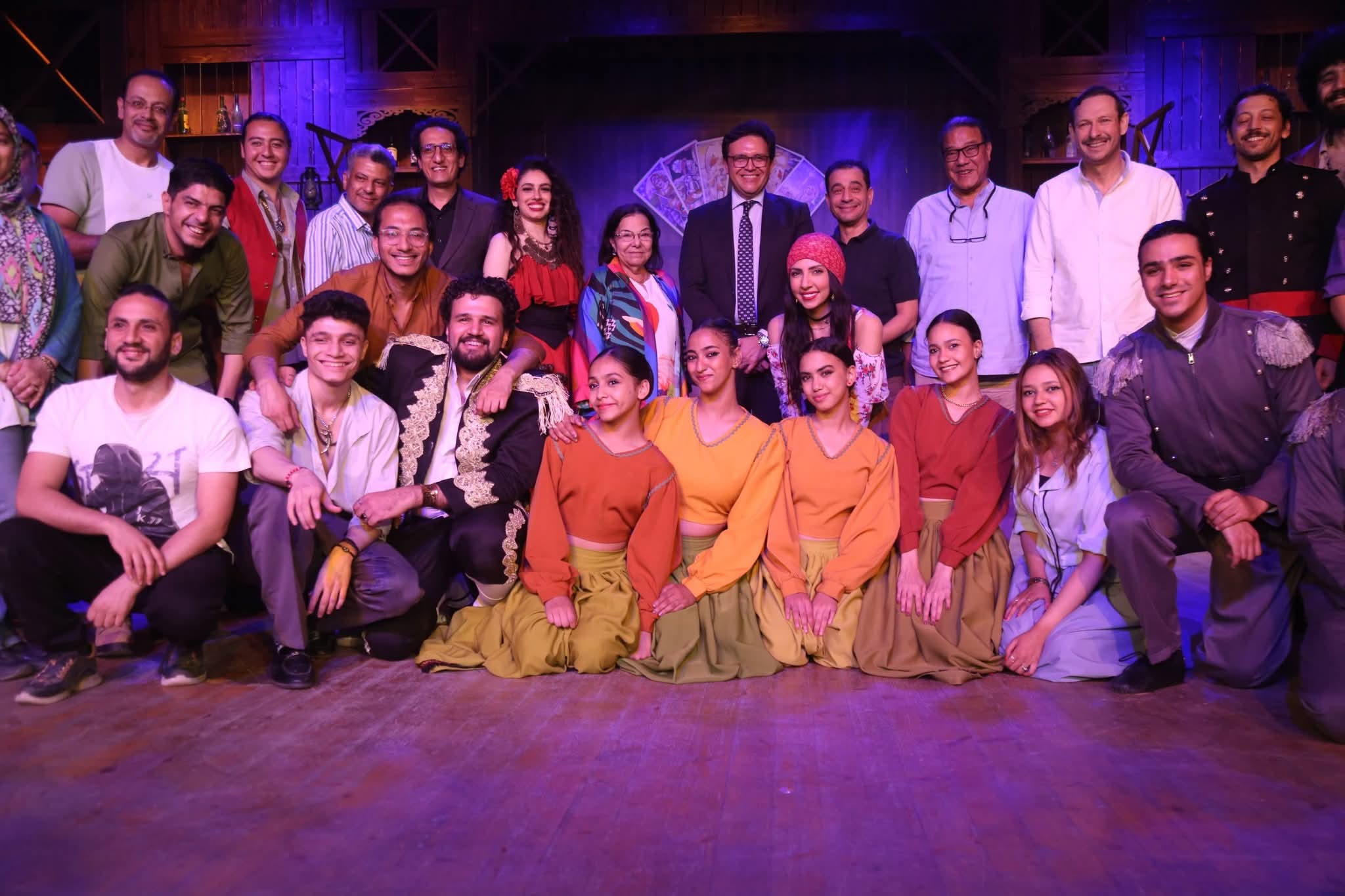 وزير الثقافة يشهد العرض المسرحي “كارمن” بمسرح الطليعة ..ويشيد بإسلوب التناول المختلف 1 FB IMG 1750054265894