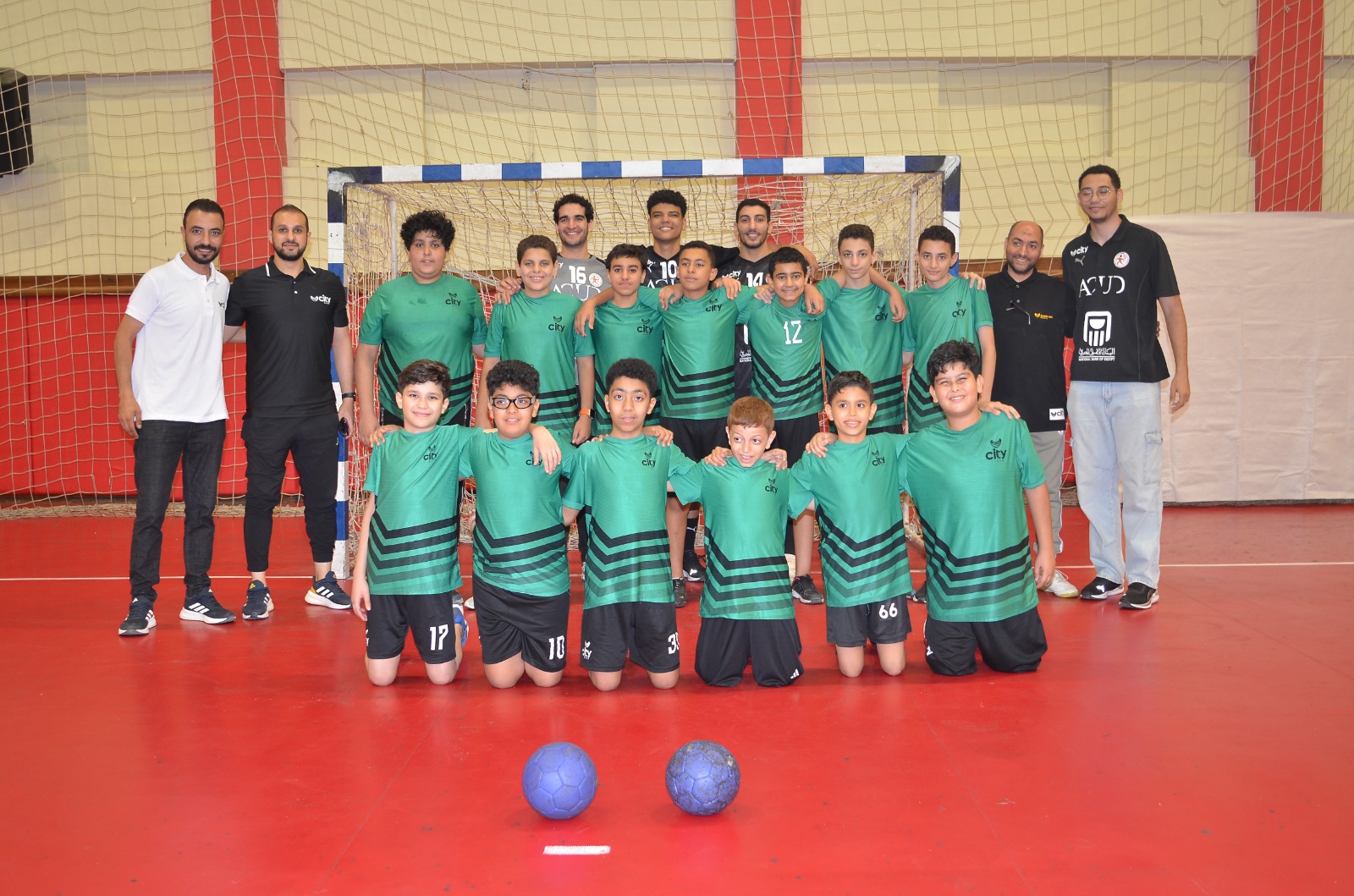 مواجهة قوية ومُلهمة بين ناشئي سيتي كلوب ومنتخب مصر لكرة اليد استعدادا لكأس العالم 1 IMG 20250614 WA0048
