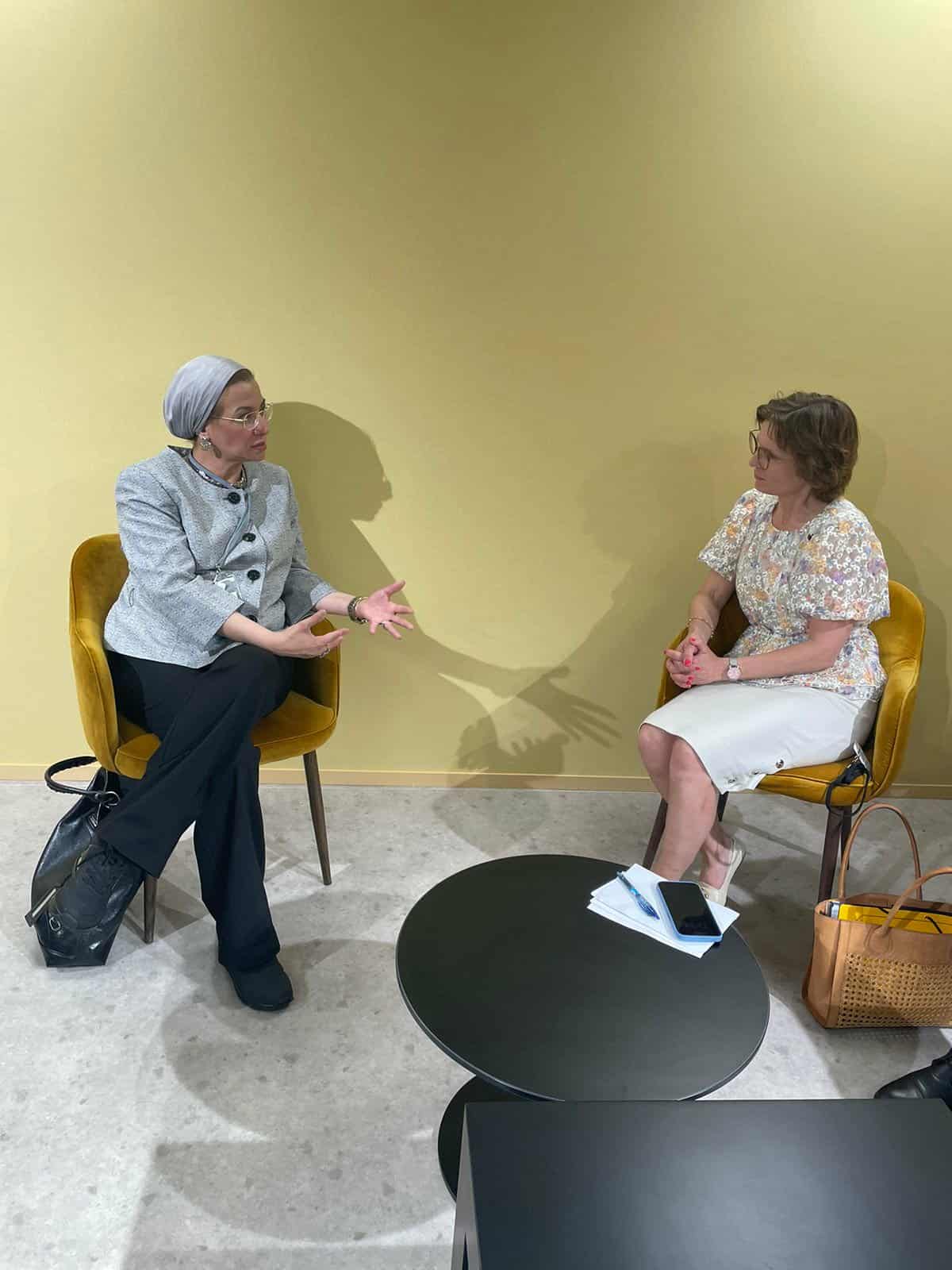 وزيرة البيئة تبحث مع مفوض الإتحاد الأوروبي للبيئة مستجدات مفاوضات الحَدّ من التلوث البلاستيكي خلال مؤتمر الأمم المتحدة للمحيطات بفرنسا 1 IMG 20250614 WA0069