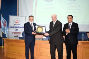 بحضور الفنان طارق الدسوقى.. الجامعة المصرية الروسية تنظم ندوة "ثوابت فى مواجهة تحديات الأمن القومى".. صور 5 IMG 20250625 WA0068