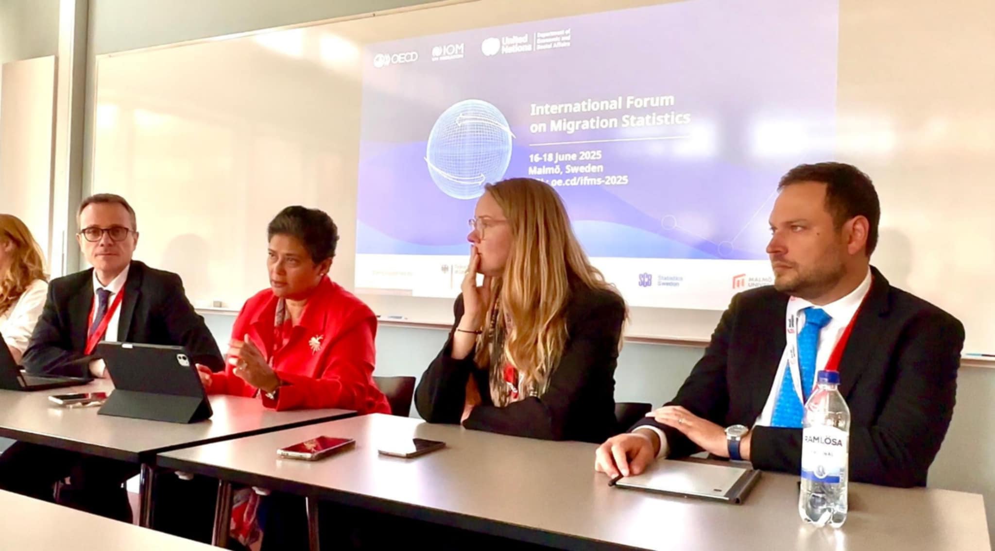 نميرة نجم: المُهاجرون ضحايا الإتجار بالبشر يُلقَون في البحر و تلتهمهم الأسماك؟! 1 IMG 20250625 WA0133