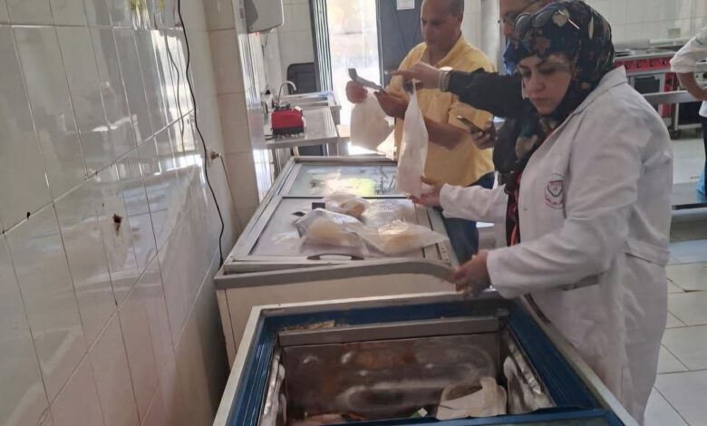 شن حملات تفتيشية على المحال التجارية بمدينة العاشر من رمضان 1 IMG 20250713 WA0016