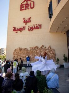 الفنون الجميلة بالجامعة المصرية الروسية تنظم "ملتقى التفاعل الإبداعى" 2 IMG 20250916 WA0020