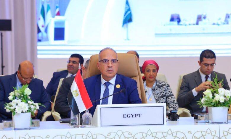 سويلم خلال ترأسه " المؤتمر الإسلامي للوزراء المكلفين بالمياه" بالسعودية.. نقل الخبرات المصرية لرفع كفاءة الكوادر الفنية بالدول الأعضاء 1 IMG 20251022 WA0029