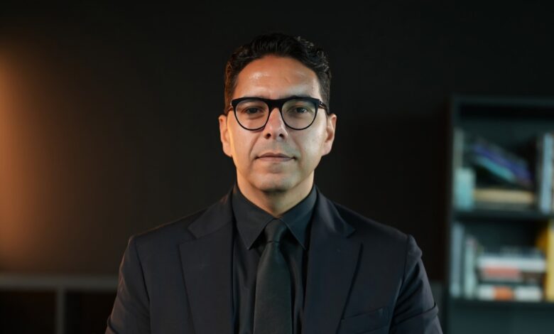 الشريك المؤسس والرئيس التنفيذي لشركة النجار وشركاه للمحاماة والاستشارات القانونية يؤكد: تعديلات سوق أبوظبي العالمي تعزز معايير المهن القانونية وترسخ بيئة الإمتثال والشفافية 1 IMG 20251029 WA0066