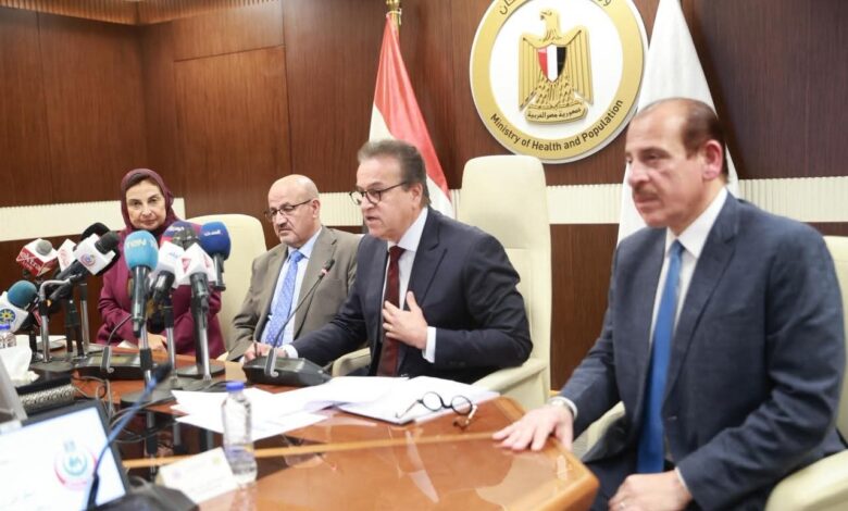 وزير الصحة يؤكد: لا صحة لإنتشار أي فيروسات تنفسية جديدة ..ولا فيروس ماربورغ في مصر 1 FB IMG 1765130977567