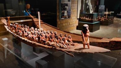 متحف الأقصر… يحتفل بمرور 50 عامًا من التاريخ والفن 7 FB IMG 1765657908222