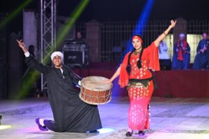 وزير الثقافة يشهد الليلة ختام ليالي " المهرجان القومي للتحطيب " بساحة أبوالحجاج الأقصري 2 IMG 20251224 WA0048