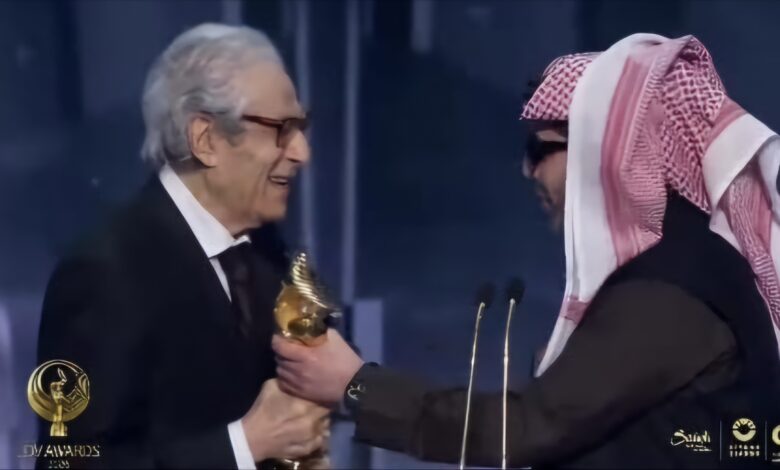 "فاروق حسني.. مسيرة إبداع تُكرَّم بجائزة الإنجاز مدى الحياة" 1 IMG 20260118 WA0032