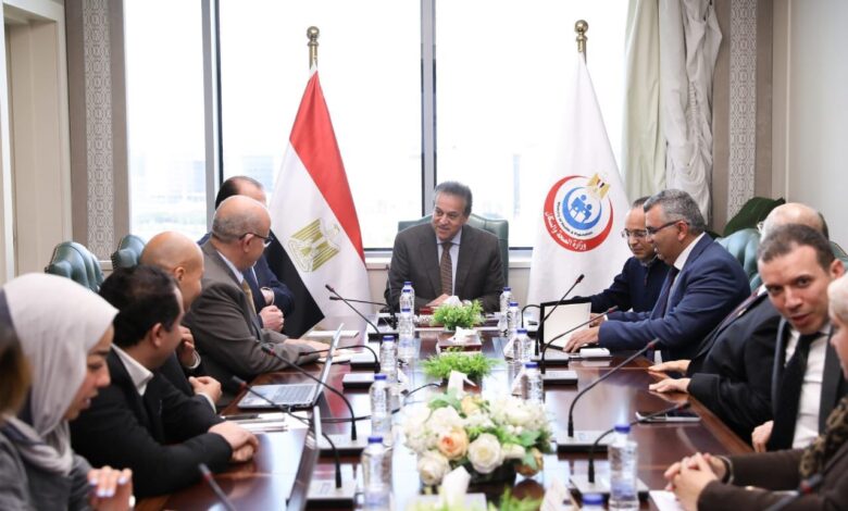 د. عبدالغفار يستقبل ممثل منظمة الصحة العالمية لمتابعة مستجدات التعاون في الإستجابة لأزمتي السودان وغزة 1 IMG 20260119 WA0082