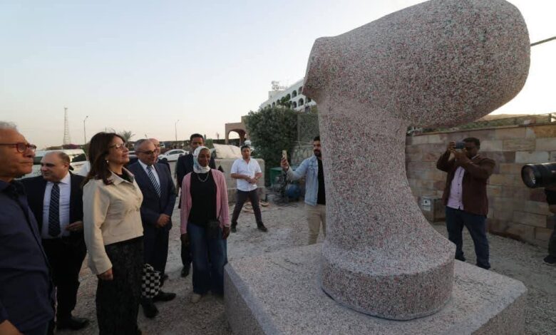 وزيرة الثقافة : معرض نتاج سمبوزيوم أسوان الدولي للنحت يجسّد عمق الحضارة المصرية ويعزز حضورها الثقافي دوليًا 1 FB IMG 1771100534528