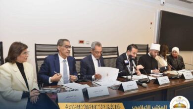 مجلس النواب يناقش مشروع قانون ينظم ضوابط إستخدام الأطفال لمواقع التواصل الإجتماعي 8 FB IMG 1771944698581