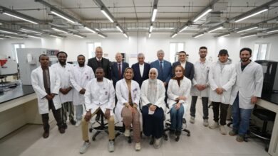 زاهي حواس من الجامعة اليابانية: "توت عنخ آمون" هو بطل المتحف الكبير.. ولا وجود للزئبق الأحمر أو لعنة الفراعنة 7 IMG 20260217 WA0064