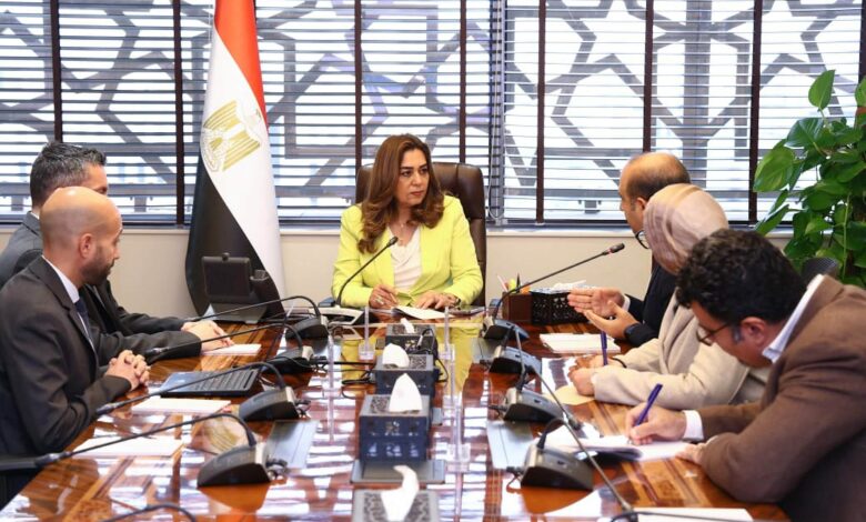 وزيرة التنمية المحلية والبيئة تبحث مع "أنتيبوليوشن" استثمارات بـ 150 مليون دولار لإدارة مخلفات السفن 1 IMG 20260308 WA0025