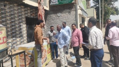 تحرير 66 محضرًا متنوعًا وتوجيه 49 إنذارًا للمحال التجارية بنجع حمادي وأبوتشت 6 IMG 20260326 WA0064