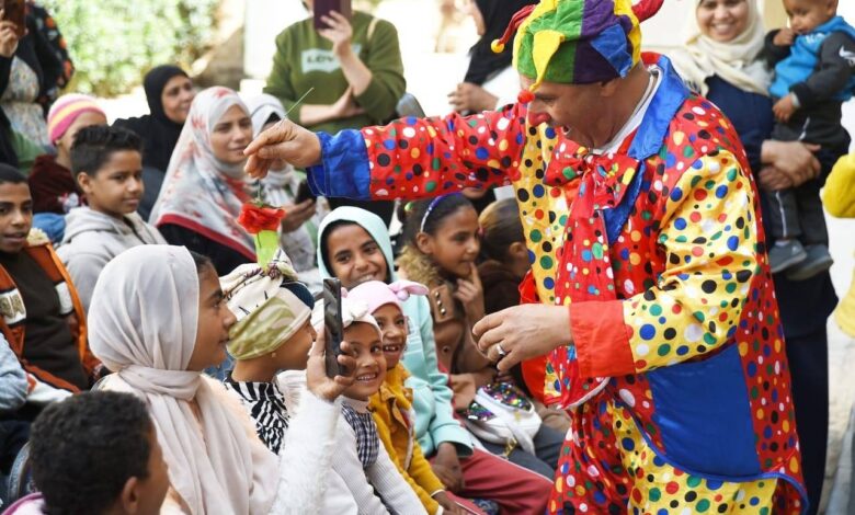 للعام العاشر.. “مسرح الجنوب” يواصل مشروع تنمية القرية 1 IMG 20260328 WA0083