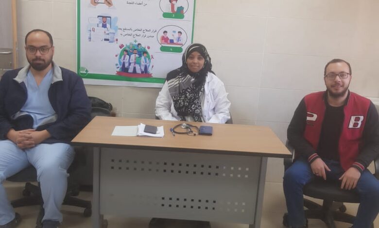 صحة قنا: تشغيل 5 وحدات صحية لصرف العلاج على نفقة الدولة لدعم مرضى الأمراض المزمنة 1 IMG 20260330 WA0050