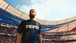 Pepsi Football Nation تحتفل بمحمد صلاح كأيقونة عالمية تُجسّد ماضي وحاضر ومستقبل شغف كرة القدم 2 IMG 20260330 WA0074