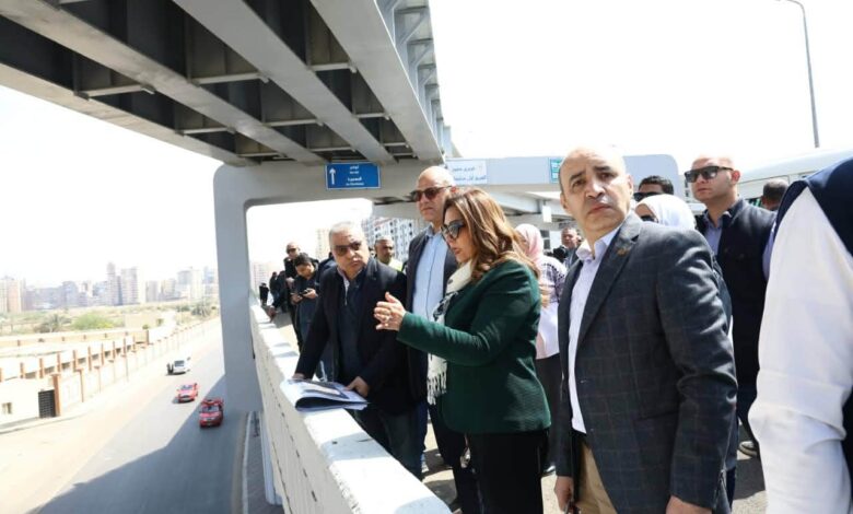 وزيرة التنمية المحلية والبيئة ومحافظ الإسكندرية يتفقدان كوبري الفريق أول سليمان عزت ومحاور مرورية حيوية بالمحافظة 1 IMG 20260331 WA0033