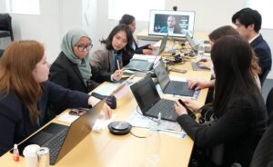 إنجازات دولية وتقنية لكوادر كلية الإدارة بالجامعة المصرية الروسية 4 IMG 20260406 WA0029