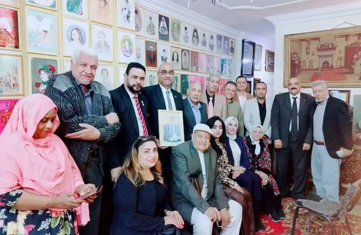 ١٢٠ لوحة فنية تحكى عظمة مصر فى معرض بالعمرانية 1 IMG 20260406 WA0101