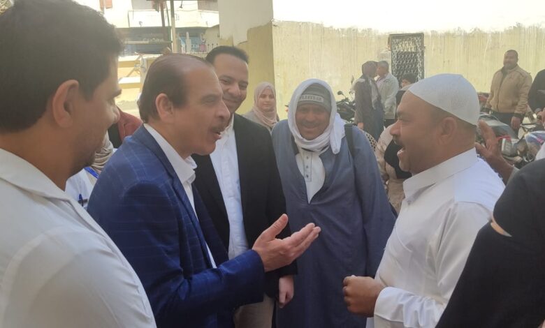 نائب وزير الصحة يتفقد المنشآت الطبية بالبحيرة ويوصي بصرف مكافآت للمتميزين 1 IMG 20260410 WA0060